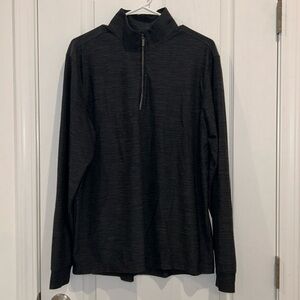 Greg Norman Utility 1/4 Zip Pullover, Size Medium